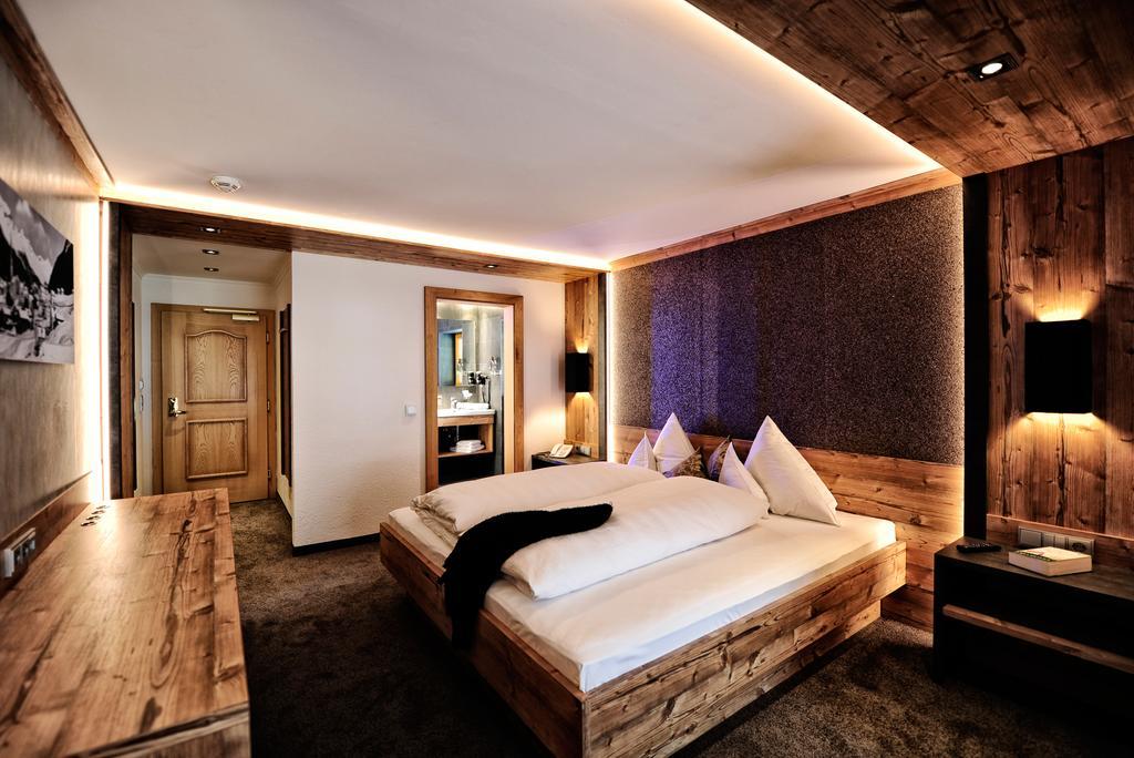 Hotel Fatlar Ischgl Exterior photo